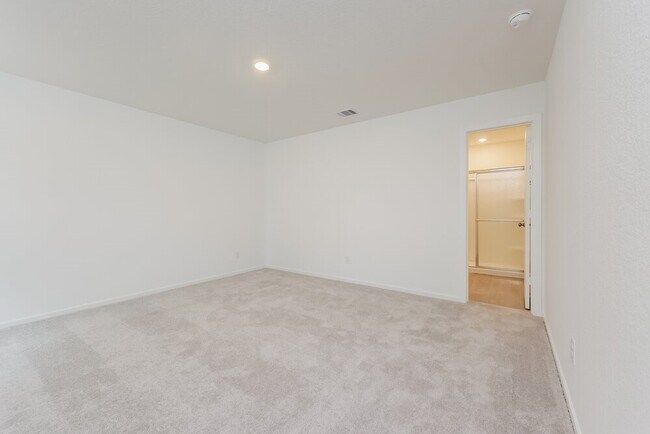 Building Photo - 1527 Crowson Rdg