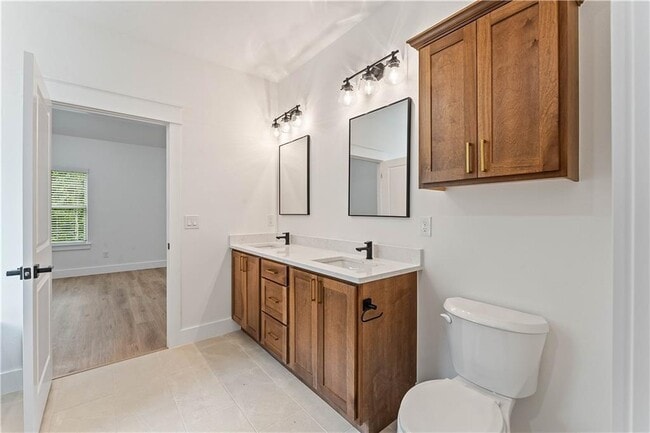 Building Photo - 49 Melbourn Dr