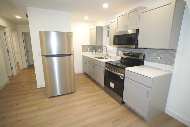 Building Photo - 1258 Idaho St