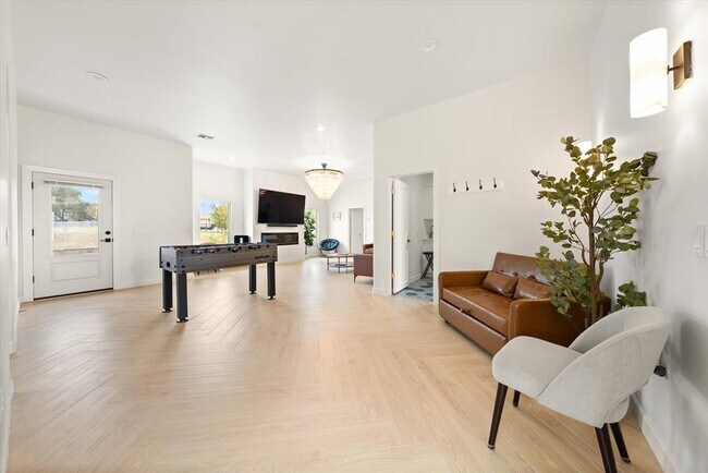 Building Photo - 1304 Katelyn Ct