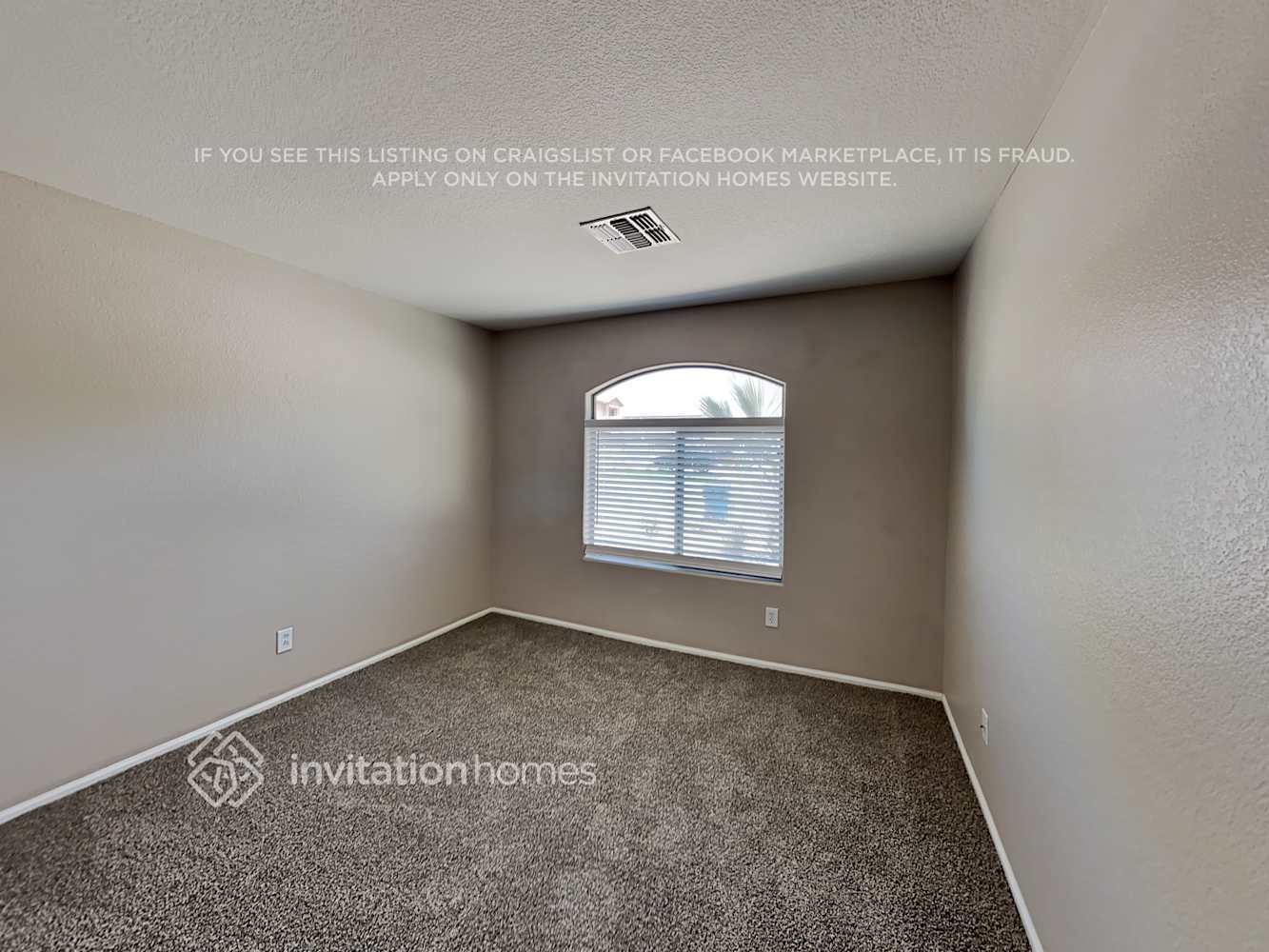 Building Photo - 29372 N Lazurite Way