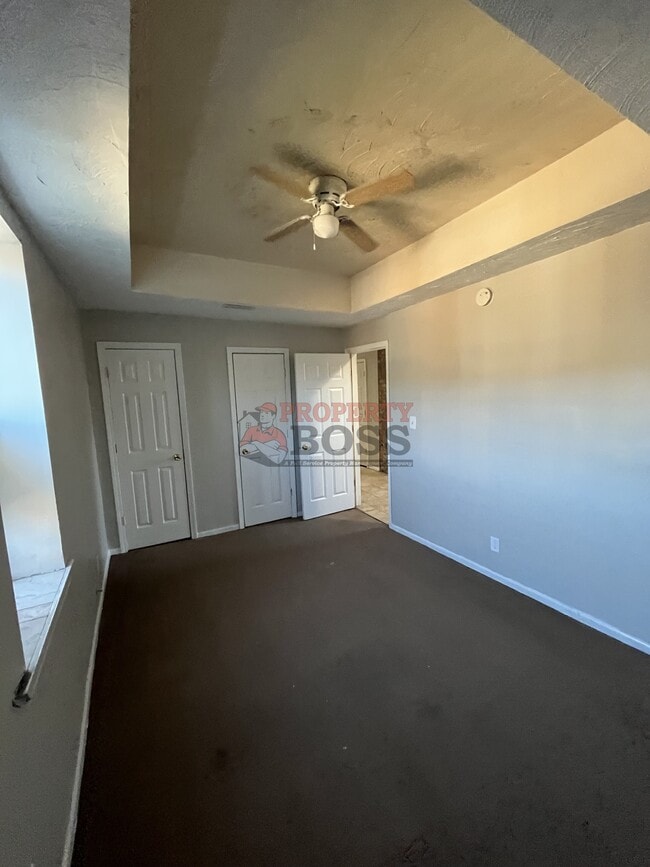 Building Photo - 3826 Butternut St