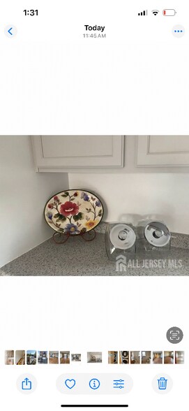 Building Photo - 817 Jackson Ave