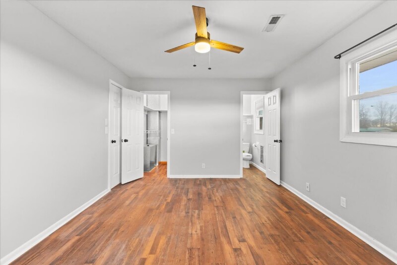 Building Photo - 122 Bright Ridge Dr