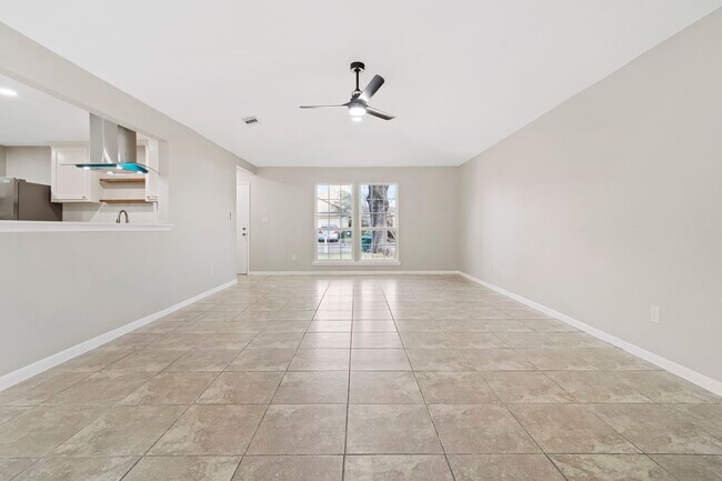 Building Photo - 11567 Willwood Dr