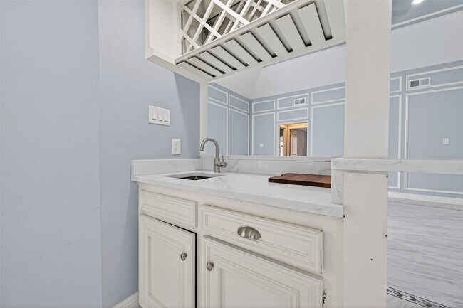 Building Photo - 206 Mill Trail Dr