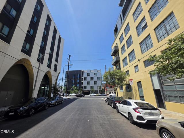 Building Photo - 200 N San Fernando Rd