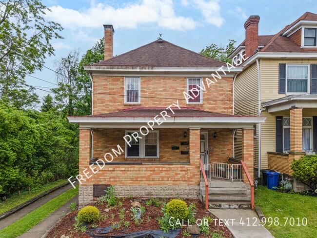 Primary Photo - 122 Secane Ave