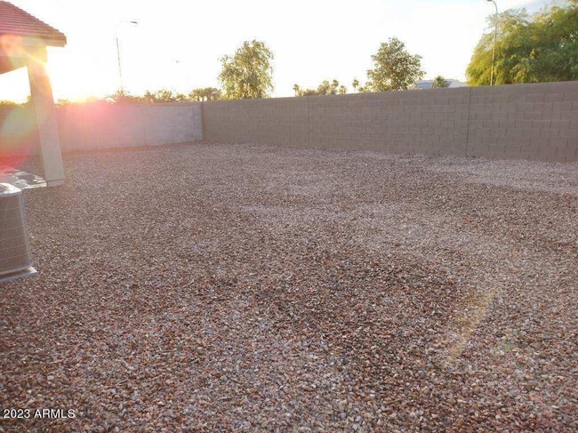 Building Photo - 11442 W La Reata Ave