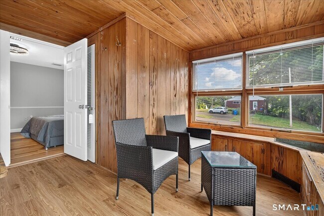 Building Photo - 440 Evergreen Ave