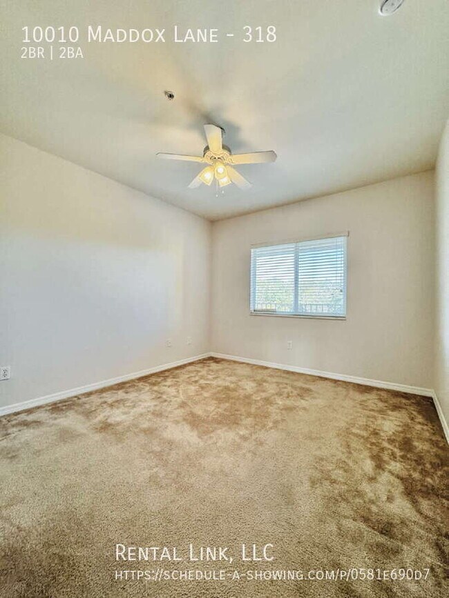 Building Photo - 10010 Maddox Ln