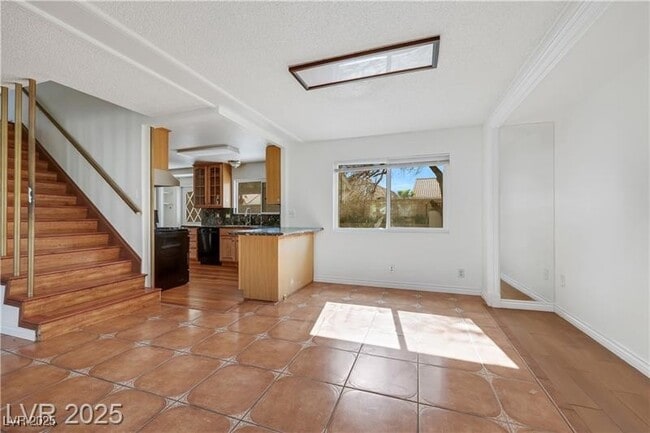 Building Photo - 4351 Satinwood Dr