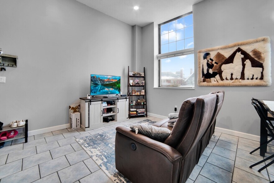 Primary Photo - 15 Ocean Ave