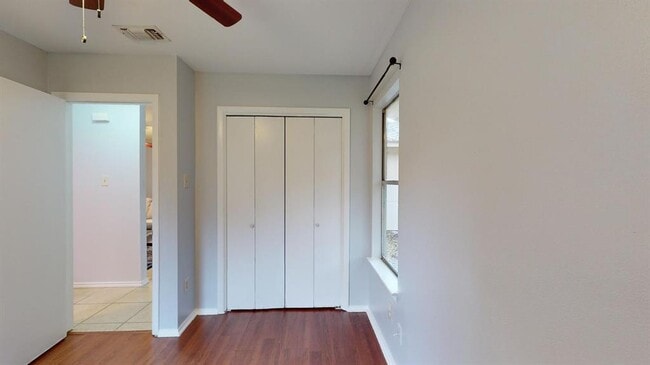 Building Photo - 7611 Lunar Dr
