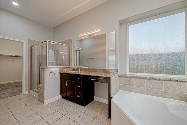 Building Photo - 30806 Academy Trace Dr