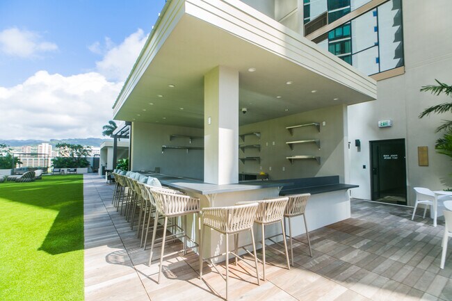 Building Photo - 1388 Kapiolani Blvd