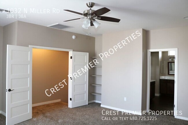 Building Photo - 1032 N Miller Rd