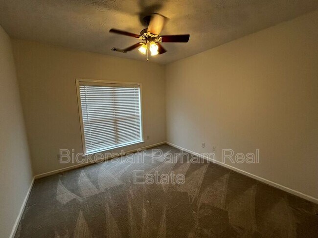 Building Photo - 7013 Imperial Way