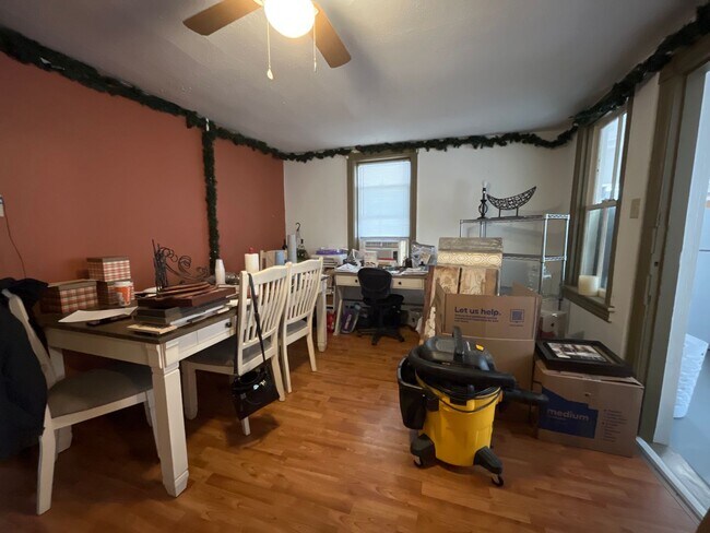 Building Photo - 2280 Main St