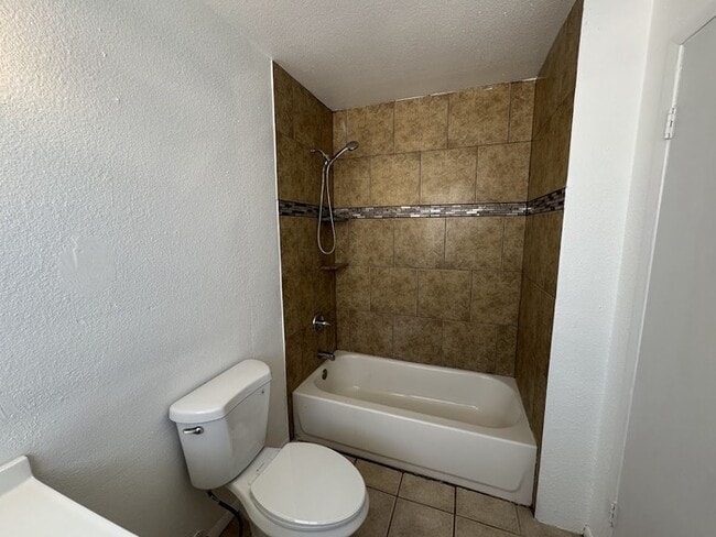 Building Photo - 5339 W Yucca St