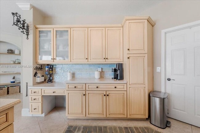 Building Photo - 5235 SW 171st Ave