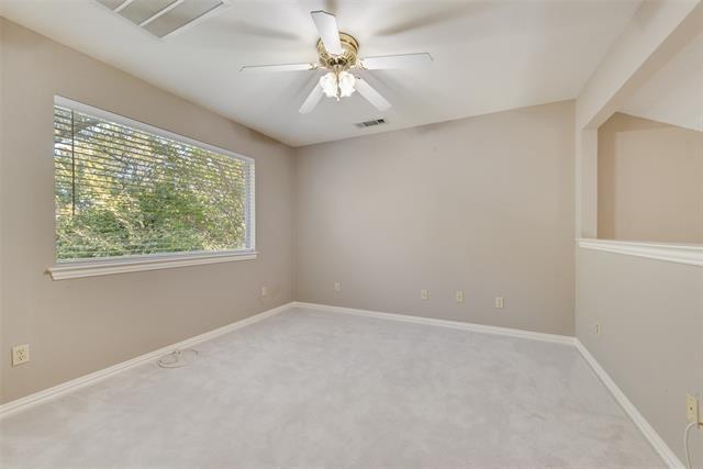 Building Photo - 2569 Castle Cir