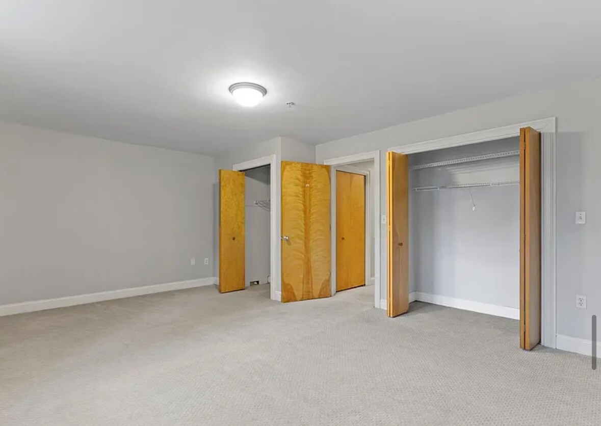 Building Photo - 873 Harrison Ave