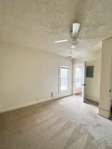 Bedroom 2 or Flex Space - 345 N Main St