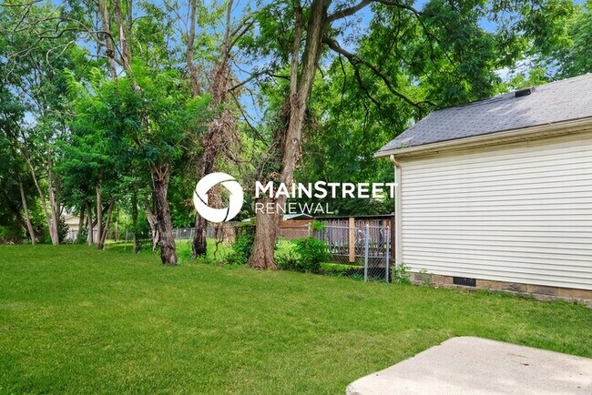Building Photo - 3 Bedroom Pet-Friendly Home in Louisville,...