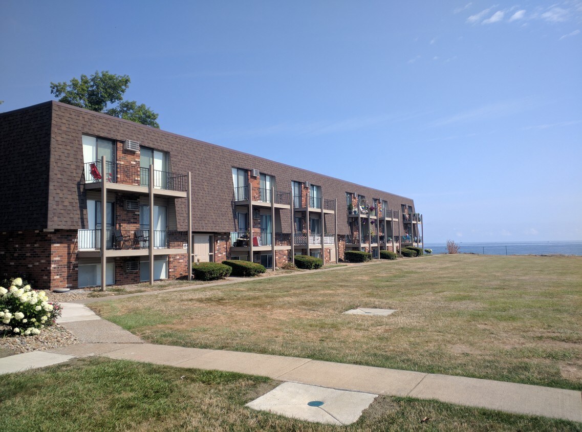 Sandpiper Cove Apartments Huron Sandpiper Cove Apartments Huron