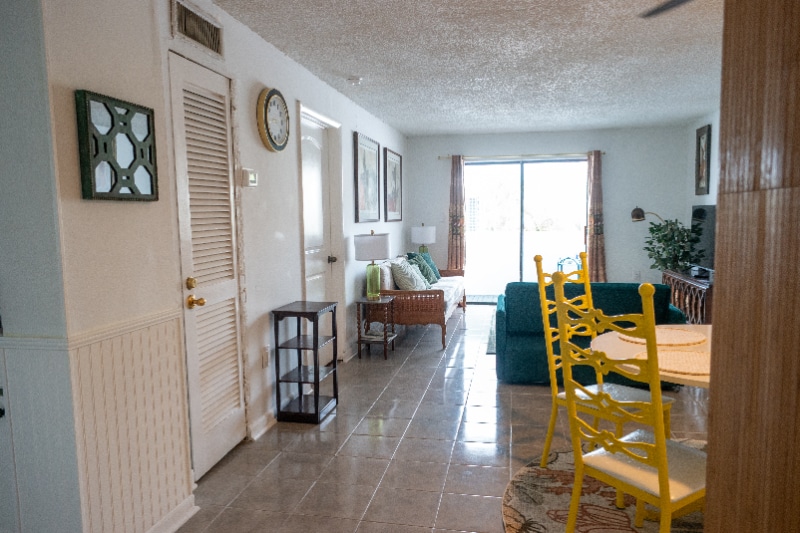 Building Photo - 1418 Collins Ave