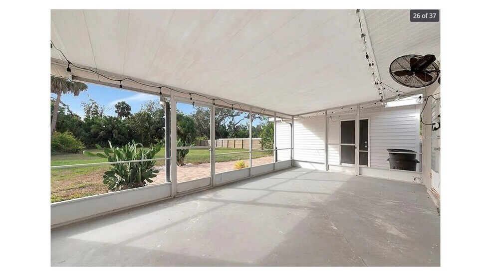 Building Photo - 6412 47th Ave E