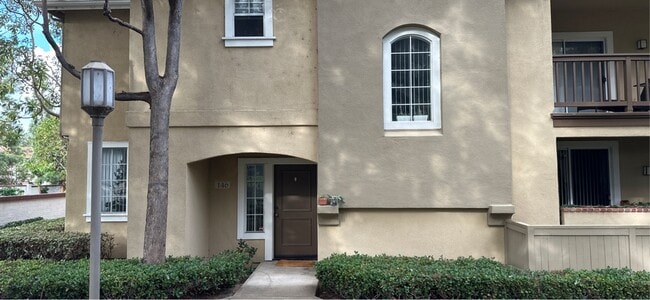 Building Photo - 146 Gallery Wy