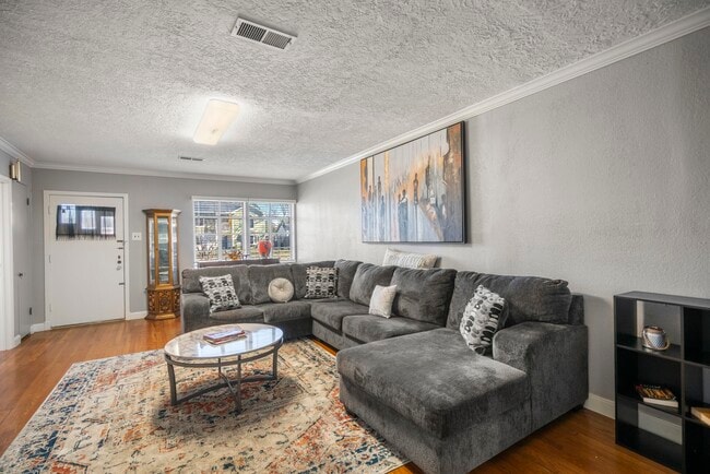 Building Photo - 3608 Wheeler Ave