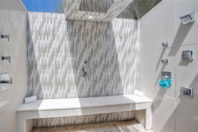 Building Photo - 1041 Tuscany Pl