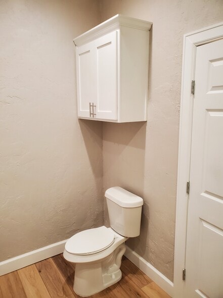 Building Photo - 6823 Guyler St