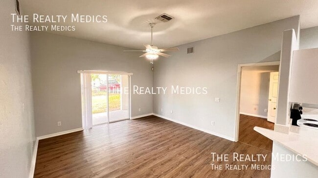 Building Photo - 116 S Normandale Ave