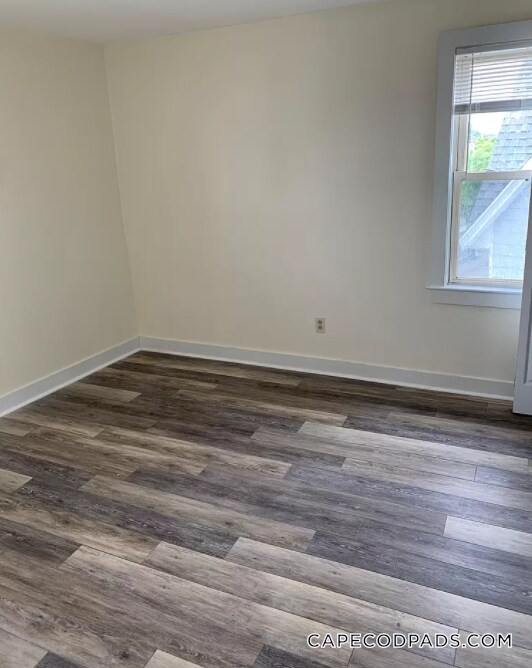 Building Photo - 211 Onset Ave