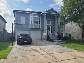 Building Photo - 344 Southwood Dr