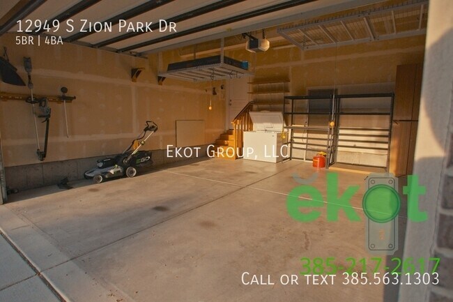 Building Photo - 12949 Zion Park Dr