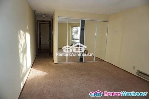 Building Photo - 925 N 30th Ave