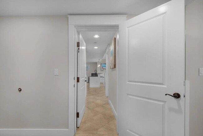 Building Photo - 9100 Baytowne Wharf Blvd