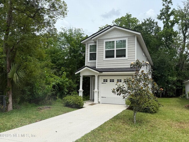 Primary Photo - 1255 Neva St