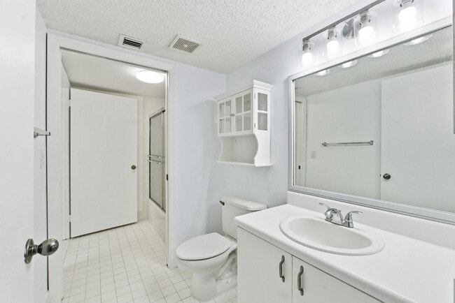 Building Photo - 9511 Weldon Cir