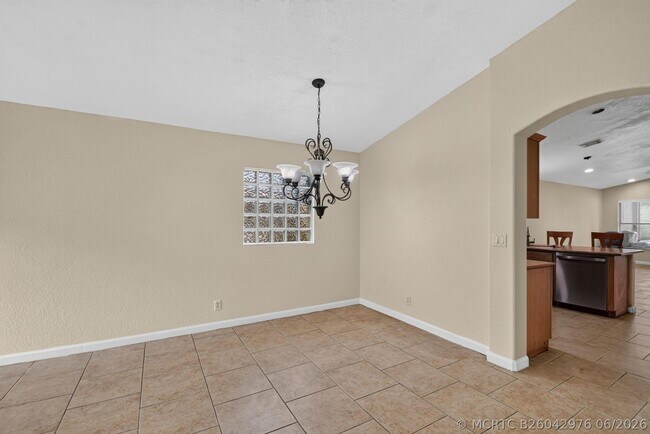 Building Photo - 1107 Big Torch St