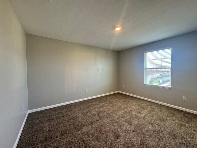 Building Photo - 4 Bed/3 Bath/2 Car Garage New Construction...