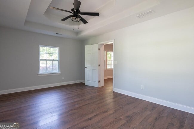 Building Photo - 331 Camilla Cir SW