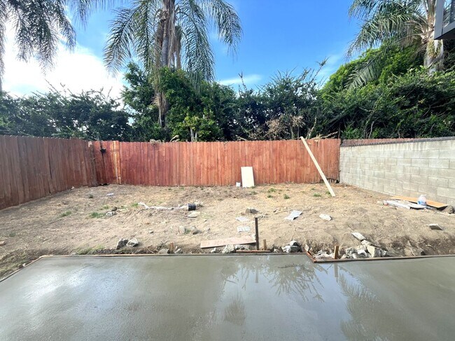 Building Photo - 1708 E Fairfield Ct