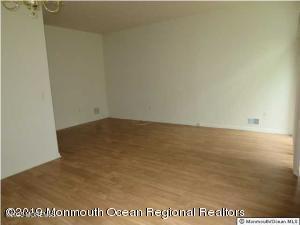 Building Photo - 152 White St