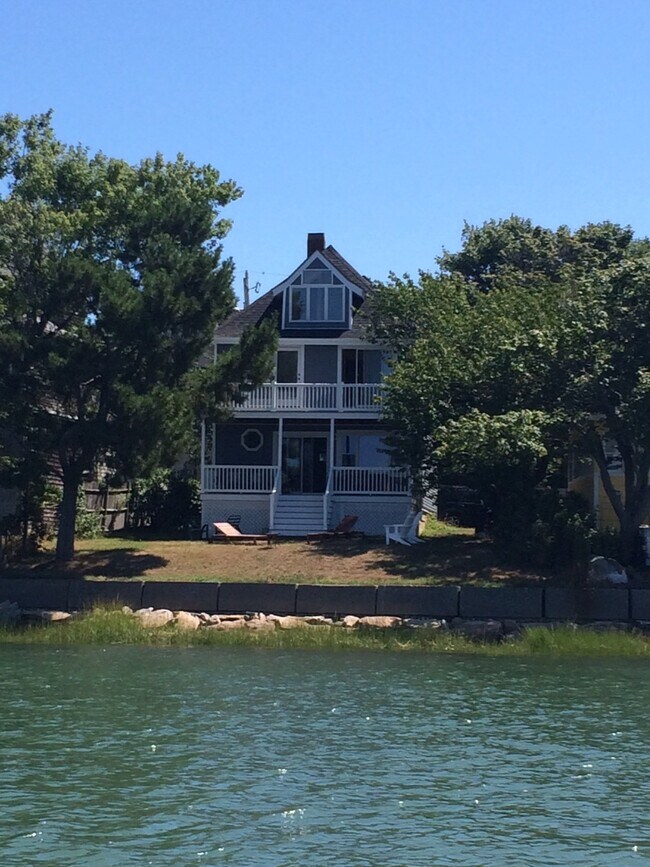 101 Hampton Cir 101 Hampton Cir Hull MA 02045 Apartment Finder